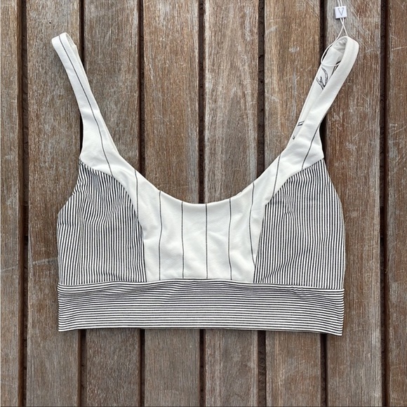 ❣️HOST PICK❣️ Boys + Arrows Reversible Bikini Top in Buck Yeah NWT - Picture 3 of 5